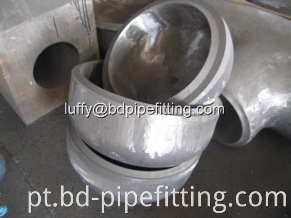 Alloy pipe fitting (681)